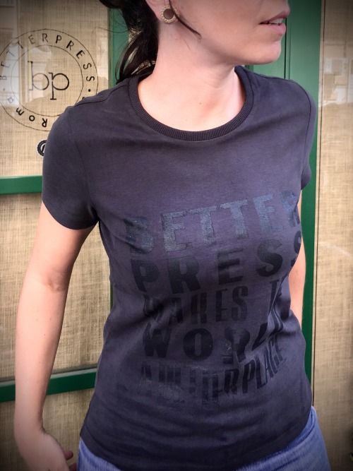 BetterShirts — t-shirt grigio con stampa Betterpress